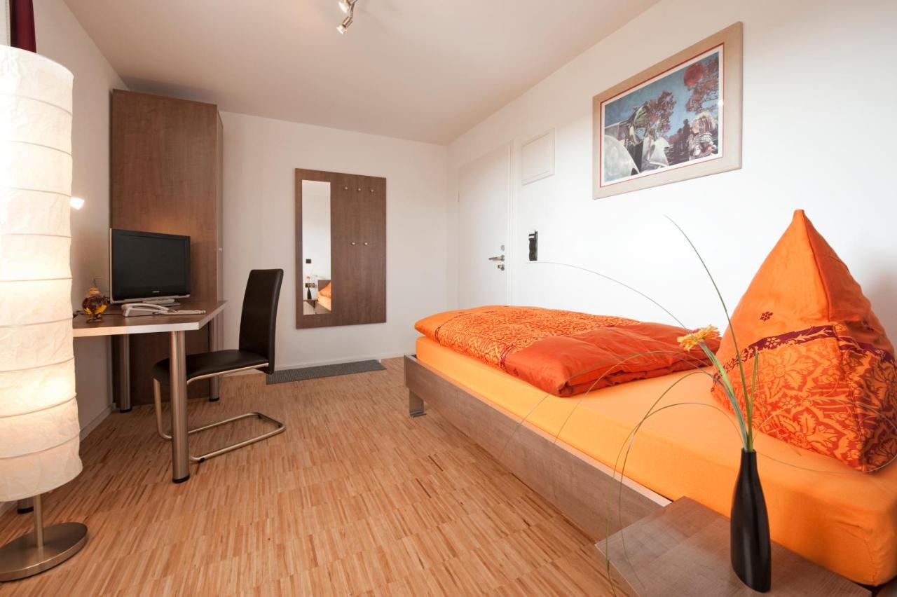 Hotel Merlin Filderstadt Exteriör bild